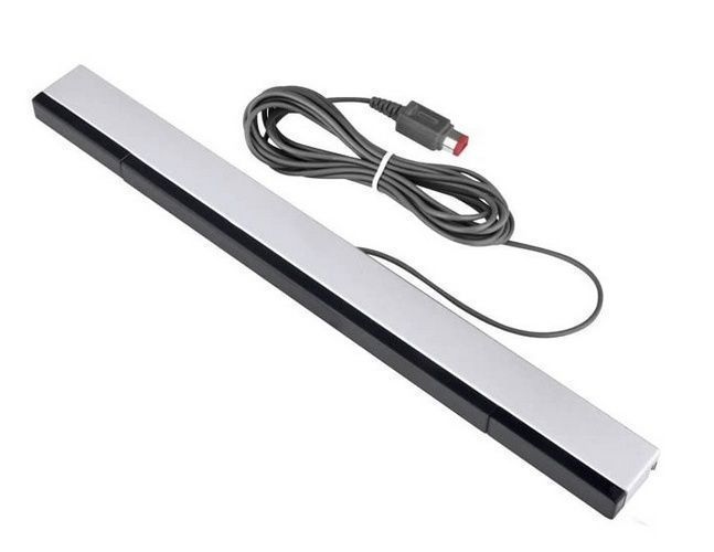 Nintendo Wii Gaming Console Bundle - White