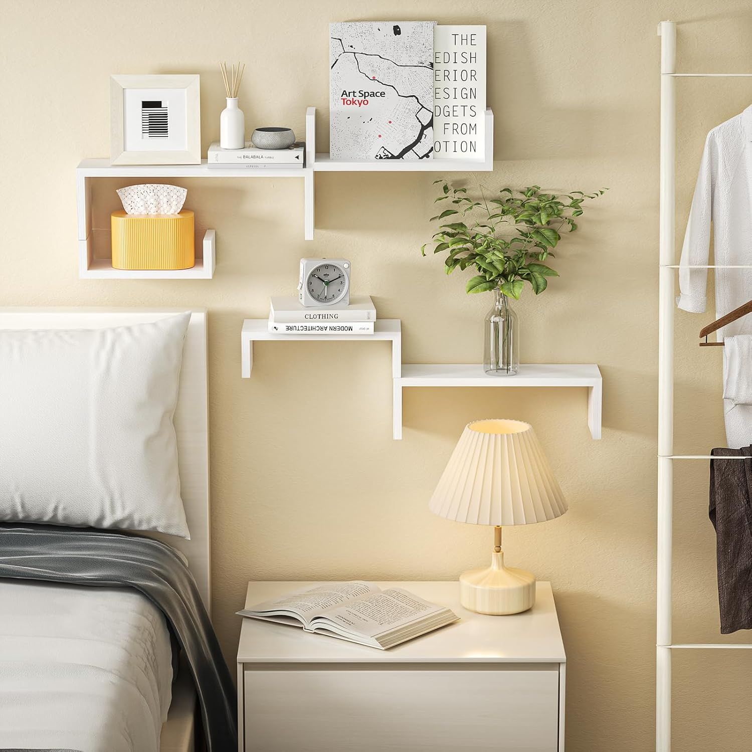Sriwatana Wall Mount Rack - White