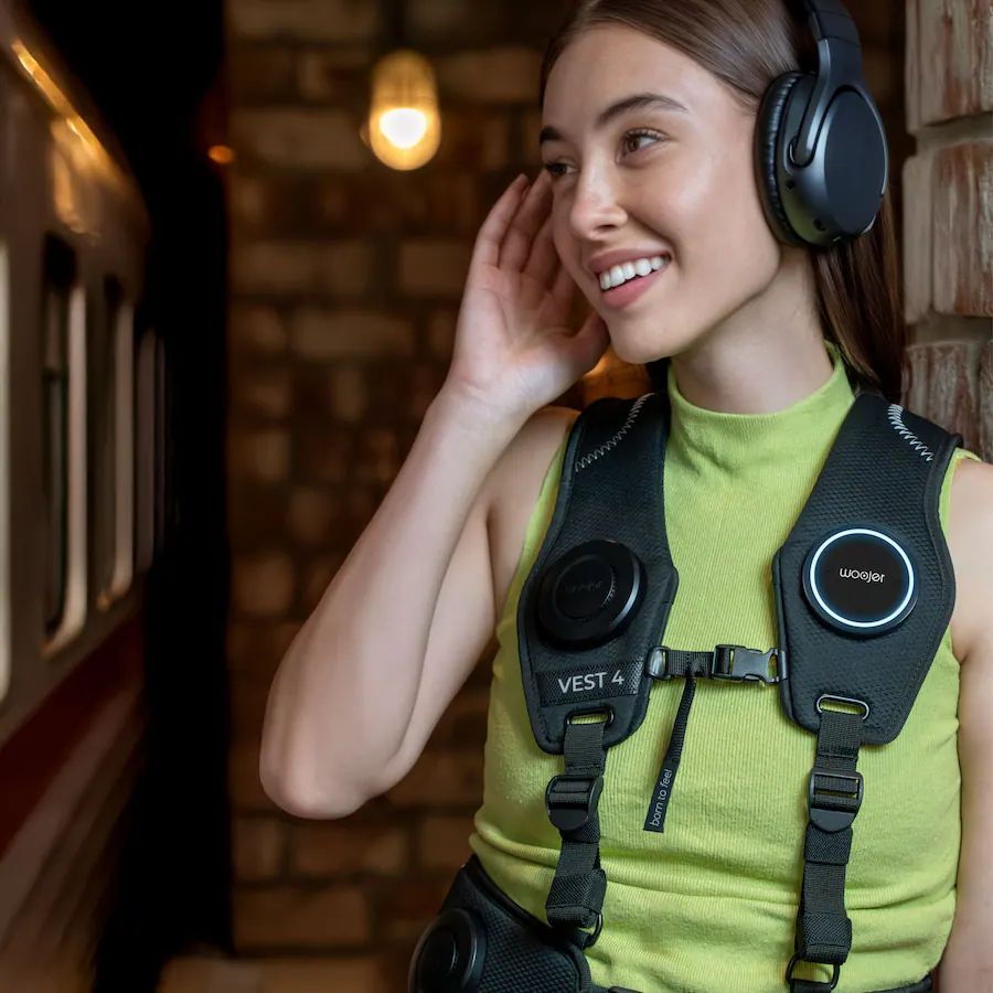 Woojer Woojer VEST 4 Haptic Gaming Vest - Black