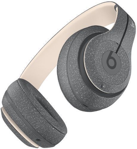 Beats by Dre Beats Studio3 Wireless Over‑Ear Headphones - Image 45