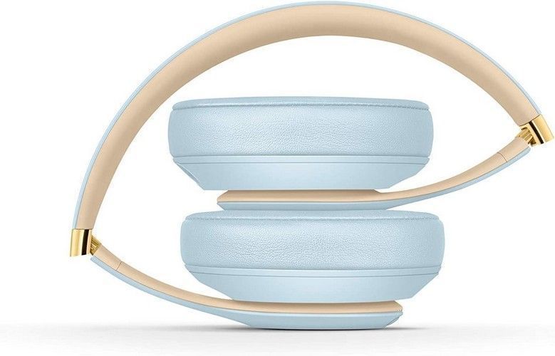 Beats by Dre Beats Studio3 Wireless Over‑Ear Headphones - Image 32