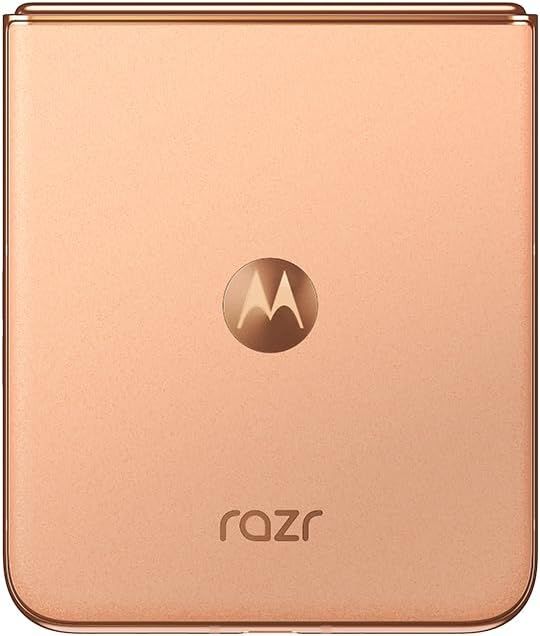 Motorola Razr+ (2024) (5G) - Image 24